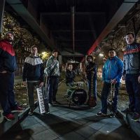 Kup tričko z limitované edice od Fast Food Orchestra a získej jejich nové CD už dva týdny před vydáním!