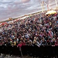 NA VOTVÍRÁKU VYROSTE „ STODOLNÍ “  ULICE I S BAZÉNEM!!   FESTIVAL VOTVÍRÁK HLÁSÍ  NABITÝ PROGRAM s VYŽITÍM PRO KAŽDÉHO!!