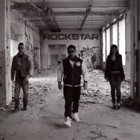 Známá trojice Abde, Deno & Sharlota spojili síly se špičkou a odpálili bombu s názvem Rockstar!