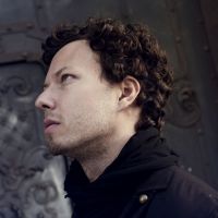 ZPĚVÁK PETER ARISTONE BOJUJE S KLIPEM GOLD NA AMERICKÉ MTV