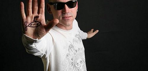 Jeden umělec za celou kapelu? Circus Ponorka vs. Jamrock 2013!