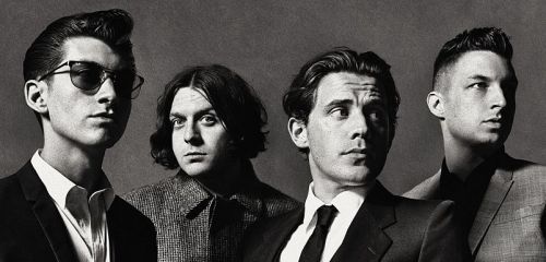 Arctic Monkeys na Szigetu 2018! Festival zveřejňuje dalšího headlinera!