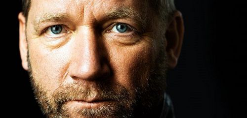 DAVID KOLLER ODEHRAJE NA JAŘE TŘI VÝJIMEČNÉ KONCERTY. NA PODIU BUDOU ČTYŘI BUBENÍCI NAJEDNOU.