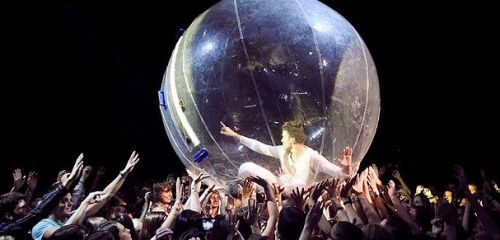 Jejich hity pokořily hranice ČR a poctí svou návštěvou Jamrock 2013 – Charlie Straight!