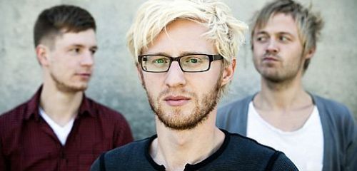 KONCERT ESTONSKÉ KAPELY EWERT AND THE TWO DRAGONS JE UŽ ZA ROHEM, PŘEDSKOČÍ JIM JUSTIN LAVASH!