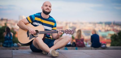 Písničkář Pokáč vyprodává koncerty a dokončuje desku!